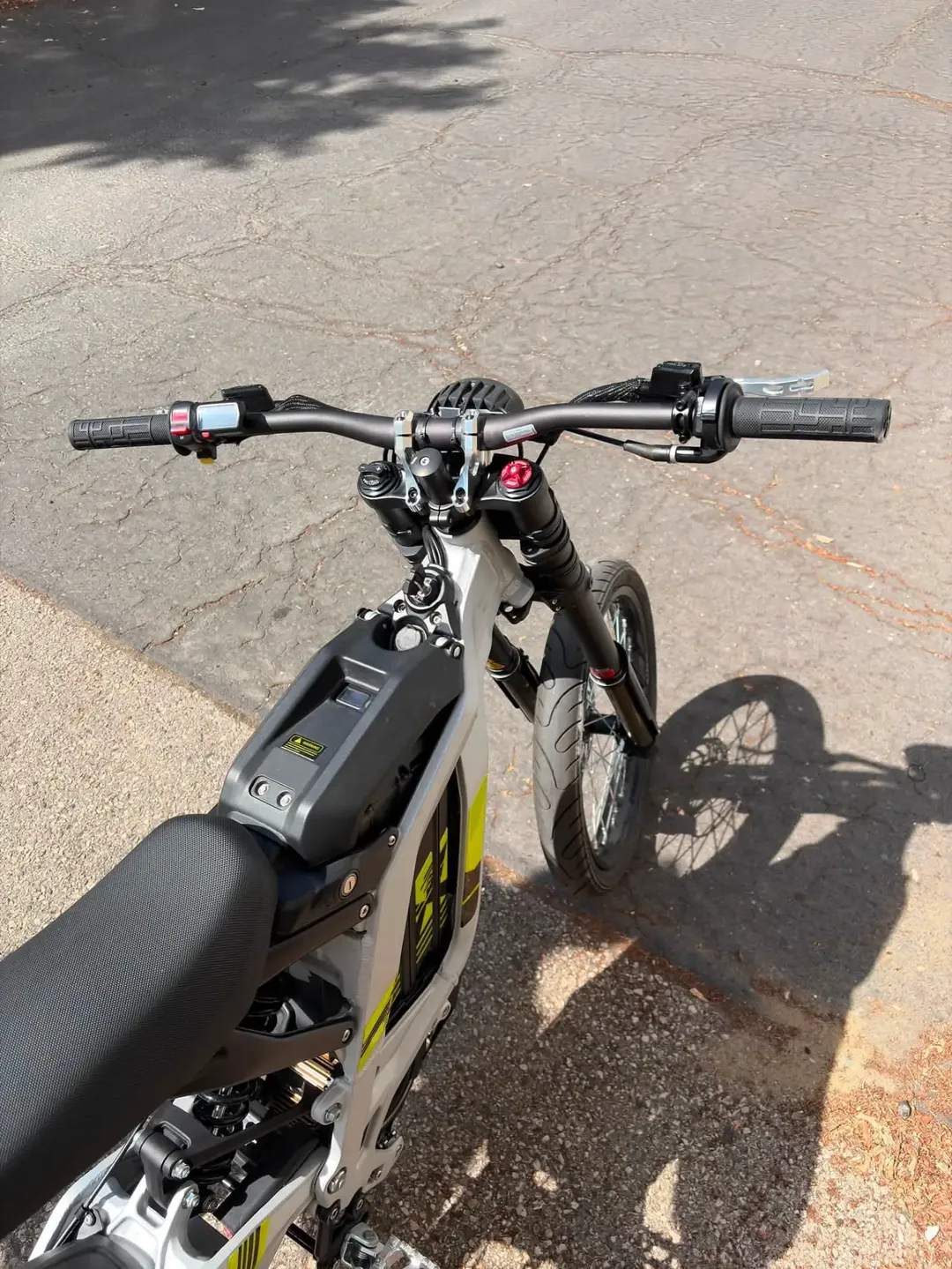 Surron lbx 2022
