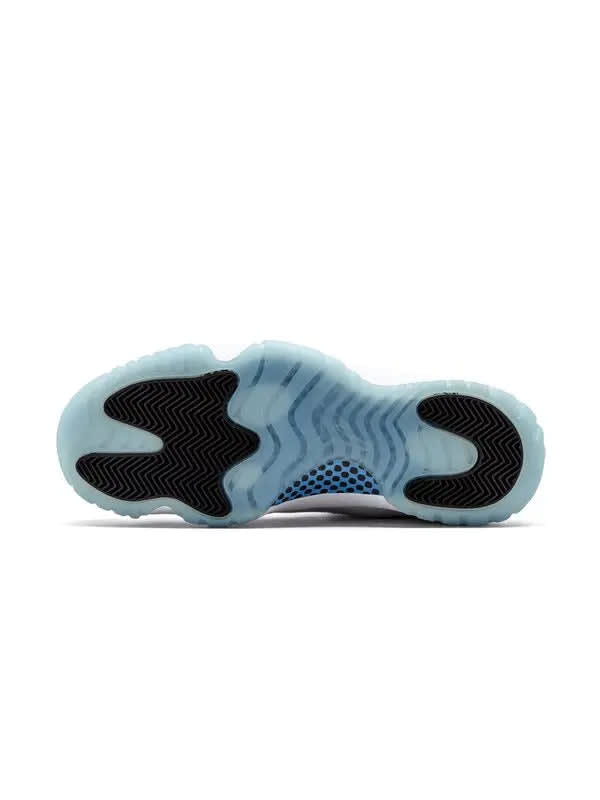 air retro legend blue sneakers - white