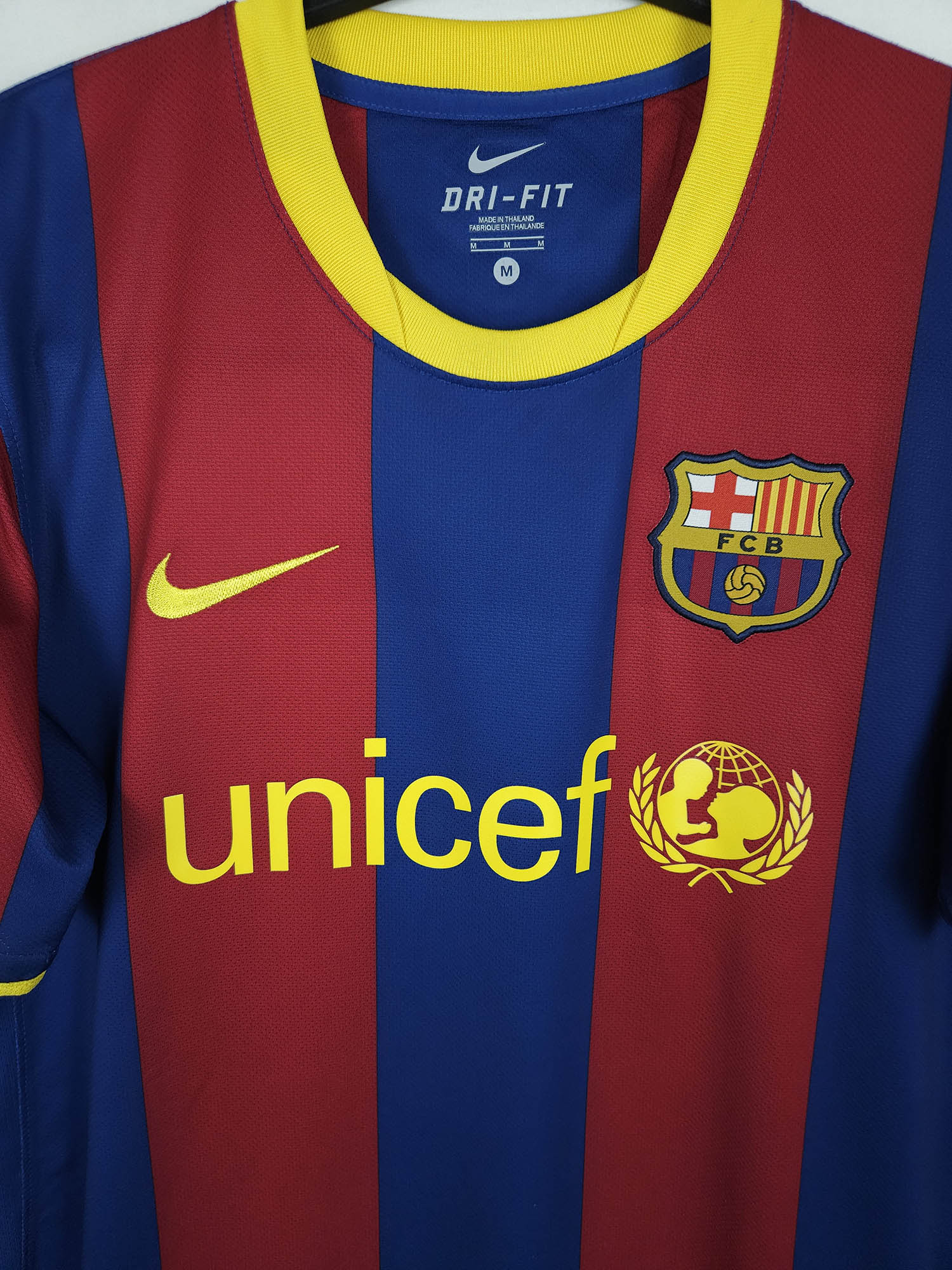 Lionel Messi - Barcelona 2010/11 Home Jersey