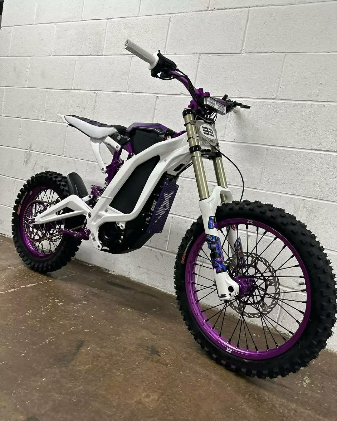 Surron LBX 2025
